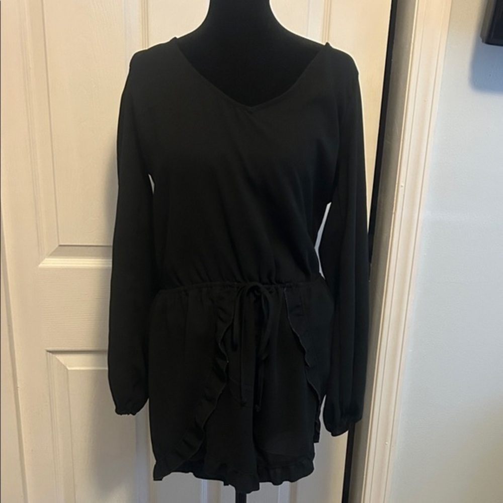 Abercrombie & Fitch Classic Black Apparel long sleeve romper